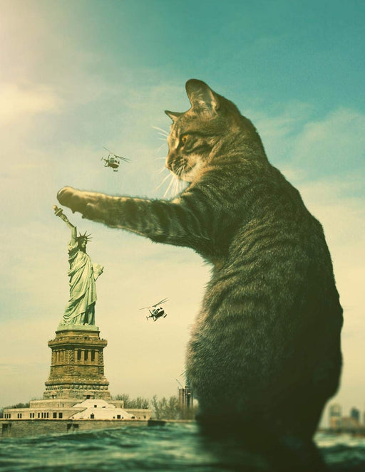 Notebook: Fantasy Cat Statue of Liberty New York United States 8.5" x 11" 150 Ruled Pages